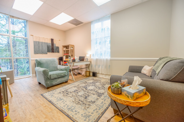 Welcome to our Fort Mill office, where the light, airy design and nature scenes encourage you to release what's been weighing on you.